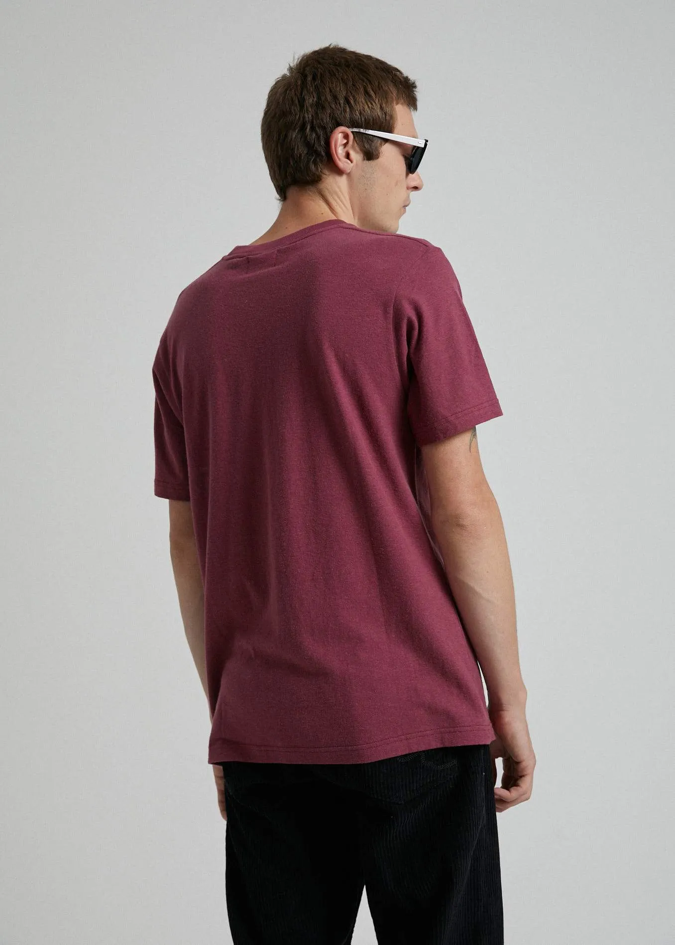 Afends Mens New Order - Hemp Retro Fit Tee - Port