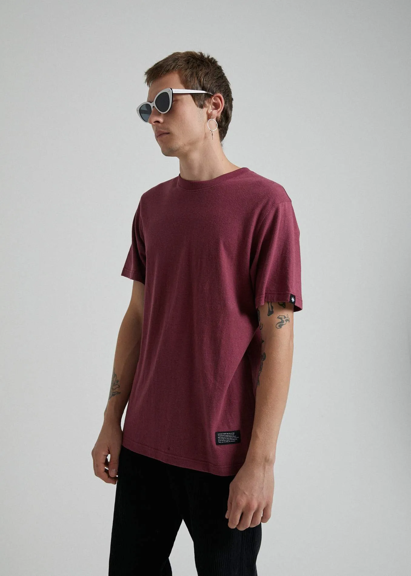 Afends Mens New Order - Hemp Retro Fit Tee - Port