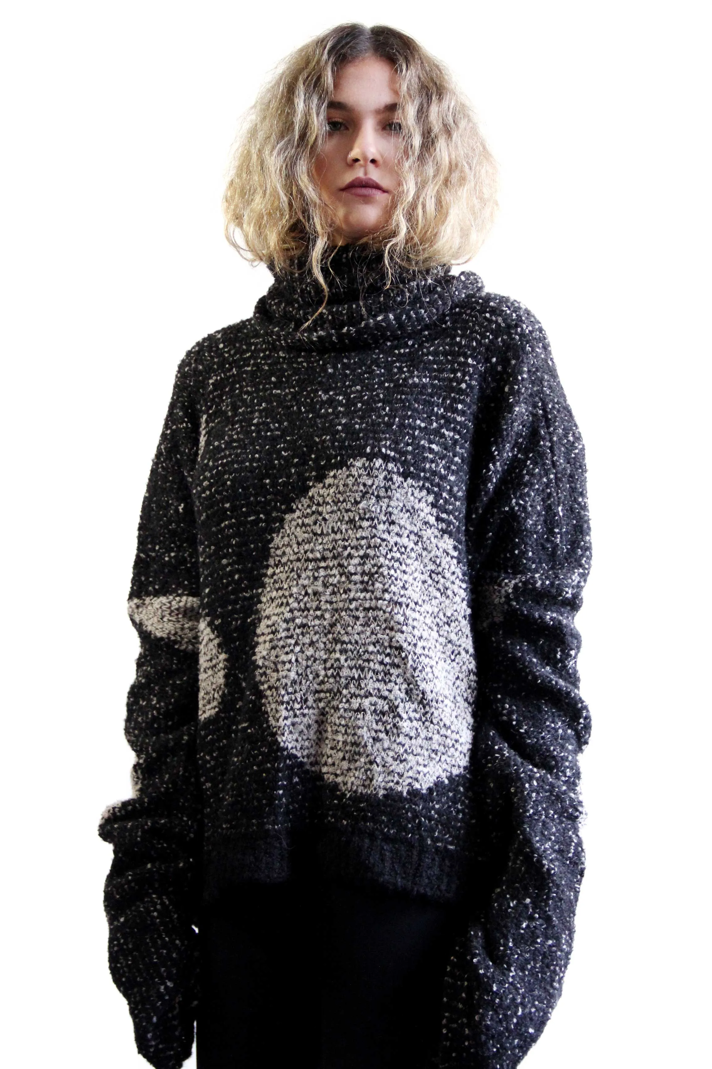 Over size spot sweater (Alpaca) - Black/White