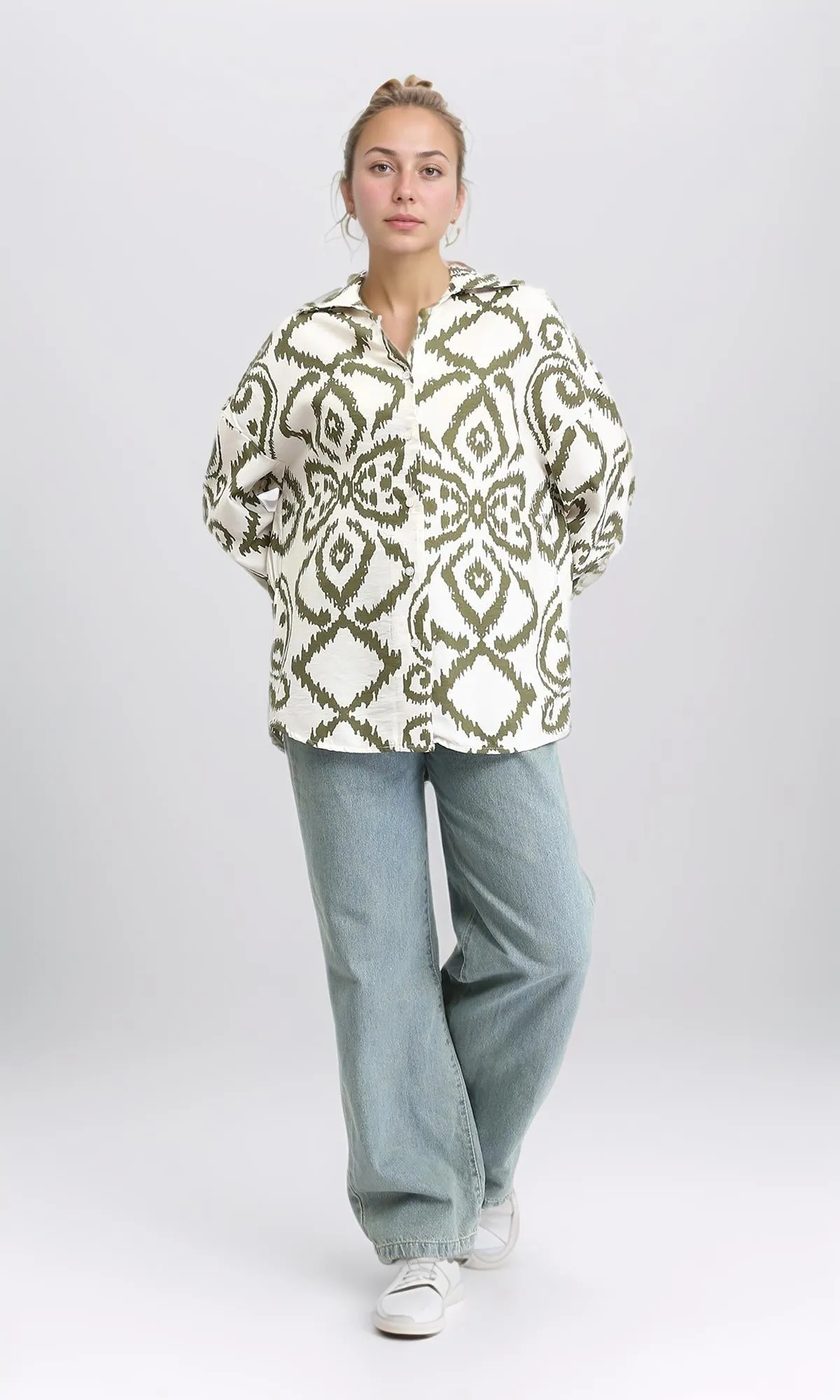 R206507 - Open V-Neck Patterned Shirt - Dark Olive & Off-White